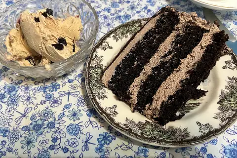 Tea Cake Max photo 1